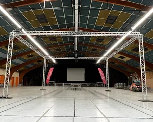 Structure gril pour éclairage Gala de Boxe - STE AUDIO Millau