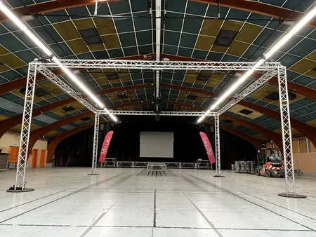 Structure gril pour éclairage Gala de Boxe - STE AUDIO Millau