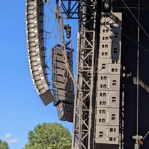 Son Eclairage Vidéoprojection pour concerts, évènementiels, incentives, conférences - Millau, Aveyron-Occitanie